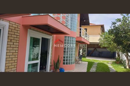 10_photo/95274208c7.1463d70521bc8e9f-ATLAS-ac38b7a4-f0d6-41d3-8f0b-8bdb06bddbbe.jpg de casa à venda com 8 quartos, 380m² em Ingleses do Rio Vermelho, Florianópolis