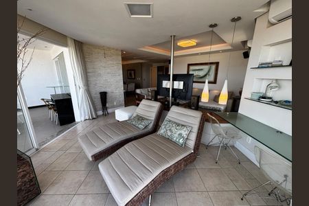 16_photo/9527420b0f.130c364ae2bd0c73-ATLAS-7bb02ba8-24f8-4f3f-be68-4e3d250ed9a3.jpg de apartamento à venda com 3 quartos, 300m² em Ingleses Norte, Florianópolis