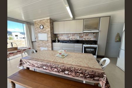 37_photo/9527420c39.5bc4e555b9c29fe3-ATLAS-3eb4dba9-83a3-49fb-930f-d18eb45cc624.jpg de apartamento à venda com 4 quartos, 178m² em Ingleses do Rio Vermelho, Florianópolis