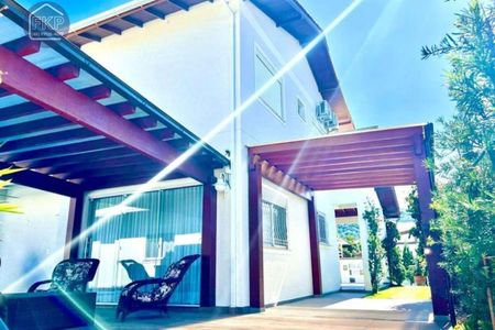 14_photo/9527420d3f.e35bd89f723e9cad-ATLAS-ddd0aecf-eaf7-4355-9524-29e1b7f65cde.jpg de casa à venda com 3 quartos, 252m² em Ingleses Norte, Florianópolis