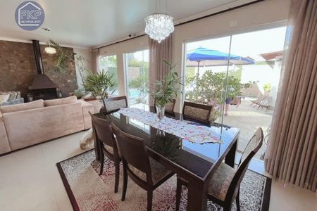 11_photo/9527420d41.bb8e6613aa381e81-ATLAS-7ecf6f2e-7d35-4e2d-b5c2-baee97cf4303.jpg de casa à venda com 4 quartos, 273m² em Ingleses Norte, Florianópolis