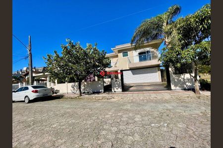 5_photo/9527420d41.c004be0b05d3a304-ATLAS-12c75caa-8ceb-49ee-b8fb-b8a1c610f44b.jpg de casa à venda com 3 quartos, 272m² em Ingleses Norte, Florianópolis