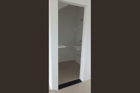2_photo/9527420f0b.dd364c596cc82b6f-ATLAS-67fcd70b-4fb7-4ac5-ba0c-1bd4d9f91bea.jpg de apartamento à venda com 2 quartos, 64m² em Ingleses do Rio Vermelho, Florianópolis