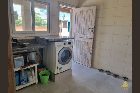 25_photo/9527420f31.18e6ac91b37a8e88-ATLAS-a8eee53a-06e2-4bf5-ac56-d5dcc8ed0136.jpg de casa à venda com 4 quartos, 352m² em Ingleses do Rio Vermelho, Florianópolis