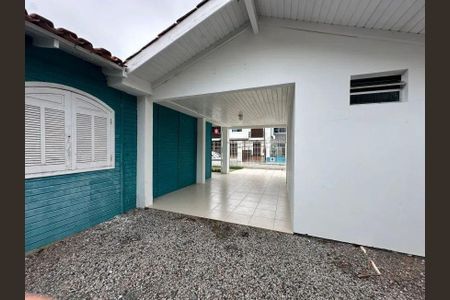 4_photo/9527420f41.f348c8852f19f3bd-ATLAS-6384ba0e-cb8d-437b-b245-0cf9f74e2f36.jpg de casa à venda com 3 quartos, 180m² em Ingleses do Rio Vermelho, Florianópolis