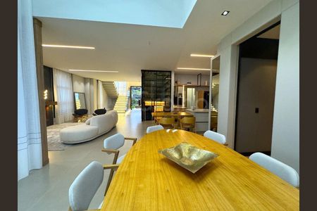 12_photo/9527421abf.3cba1fe420cac3db-ATLAS-1cbce58e-cf2f-4ad3-8a60-706f56d4398a.jpg de casa à venda com 4 quartos, 404m² em Ingleses do Rio Vermelho, Florianópolis