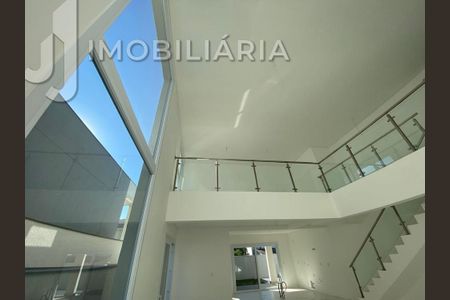 11_photo/9527421ae9.99b62084700987b1-ATLAS-830e5d12-828b-4b0d-8d56-ceedb1d2a17a.jpg de casa à venda com 4 quartos, 477m² em Ingleses do Rio Vermelho, Florianópolis