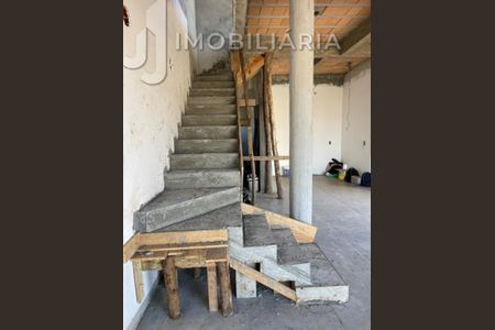 5_photo/9527421ae9.bd494cf0de196523-ATLAS-e3fa5952-e378-4151-a1f9-e17472b204c0.jpg de casa à venda com 3 quartos, 326m² em Ingleses do Rio Vermelho, Florianópolis