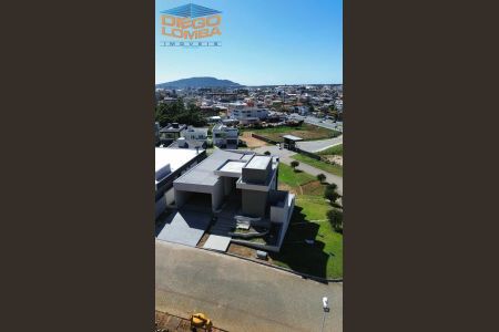 9_photo/9527421bd9.34399a3d64f79fb6-ATLAS-8f4e63c3-654f-4aef-9e29-4ac18d31fe0c.jpg de casa à venda com 4 quartos, 325m² em Ingleses do Rio Vermelho, Florianópolis