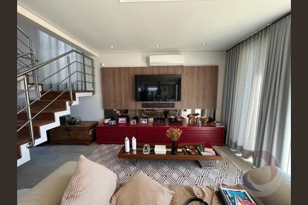 12_photo/9527421be5.c7538cd3606f57b1-ATLAS-dc214028-3fa0-4e6a-8dce-aa48b4994f27.jpg de casa à venda com 4 quartos, 305m² em Ingleses do Rio Vermelho, Florianópolis