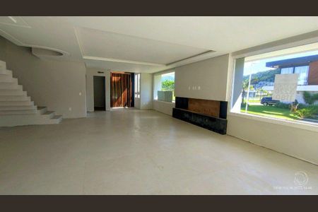 2_photo/9527421c1b.5201f2b37237fe26-ATLAS-2d2ab6bb-d991-4e6e-aec9-44926cdc60a2.jpg de casa à venda com 4 quartos, 450m² em Ingleses do Rio Vermelho, Florianópolis