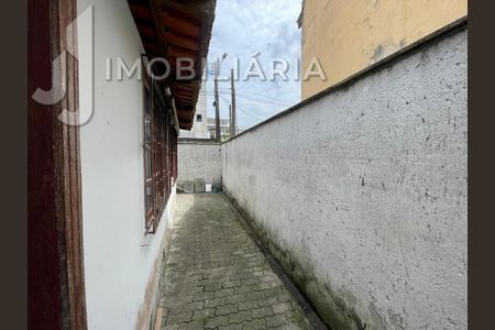 6_photo/9527421c5b.70d34e1d457a0501-ATLAS-ea5a4539-cc29-4dee-9c70-1ae5df4082b9.jpg de casa à venda com 2 quartos, 120m² em Ingleses Norte, Florianópolis