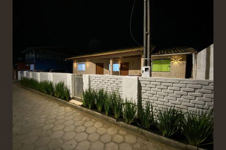9_photo/9527421d41.ceff8192393c33de-ATLAS-9e12f659-0b1e-41d0-bc57-30089a7af2c4.jpg de casa à venda com 8 quartos, 284m² em Ingleses do Rio Vermelho, Florianópolis