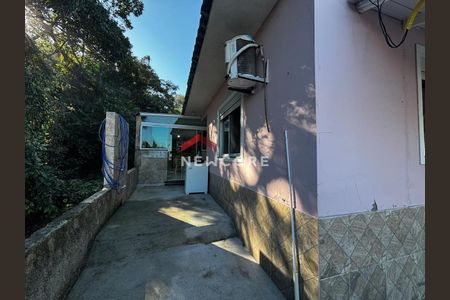 38_photo/952742239f.a35d824f3af3fba0-ATLAS-56e2ff0f-31ba-42c5-af5c-8e79f921ddbc.jpg de casa à venda com 3 quartos, 200m² em Vargem do Bom Jesus, Florianópolis