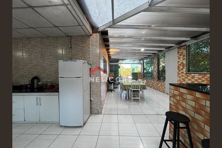 31_photo/952742239f.a35d824f3af3fba0-ATLAS-bcae046a-d50a-4cc3-9eef-0573c73ef162.jpg de casa à venda com 3 quartos, 200m² em Vargem do Bom Jesus, Florianópolis