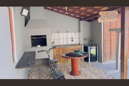 4_photo/9527422687.49e5f4e107e90c19-ATLAS-1d5191bf-4f9a-44c9-9a1d-303b008a392f.jpg de casa à venda com 3 quartos, 120m² em Ingleses do Rio Vermelho, Florianópolis