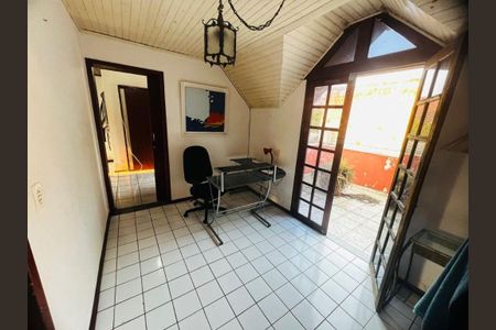 11_photo/9527422687.49e5f4e107e90c19-ATLAS-852776b8-2cdb-43e6-bf74-8625bf62fe84.jpg de casa à venda com 3 quartos, 120m² em Ingleses do Rio Vermelho, Florianópolis