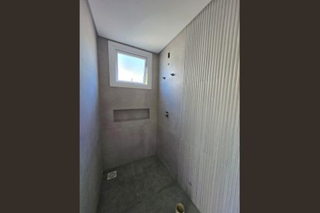 3_photo/9527423d21.e4f8c4892200b6ac-ATLAS-00a886e1-60a8-484c-8ea7-3368c5bd4e06.jpg de casa à venda com 4 quartos, 220m² em Cachoeira do Bom Jesus Leste, Florianópolis