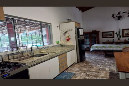 3_photo/9527423f3d.ccb6c7c4df48404c-ATLAS-dbe765f1-22f0-4707-bde6-e052a9dddf2a.jpg de casa à venda com 4 quartos, 1886m² em Cachoeira do Bom Jesus Leste, Florianópolis