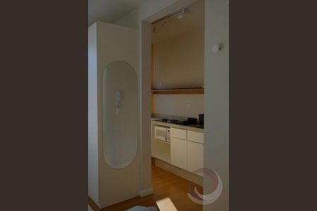 14_photo/952742436f.deba38d65329d1e3-ATLAS-ae60fefd-5a62-4fa2-a7c8-cf41677ecd36.jpg de apartamento à venda com 1 quarto, 23m² em Cachoeira do Bom Jesus, Florianópolis