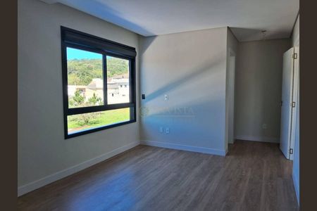 12_photo/952742444f.2832257cbb3df2c4-ATLAS-ddf2aa1a-bf80-49ca-87a6-411b71cfe09c.jpg de casa à venda com 3 quartos, 162m² em Cachoeira do Bom Jesus, Florianópolis