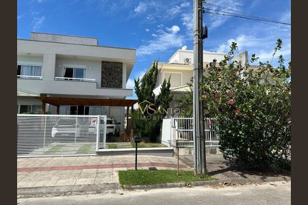 4_photo/95274244d3.62d1512f07d2897e-ATLAS-e56a0af1-1afb-4018-a266-702103f3ec1e.jpg de casa à venda com 3 quartos, 170m² em Cachoeira do Bom Jesus, Florianópolis