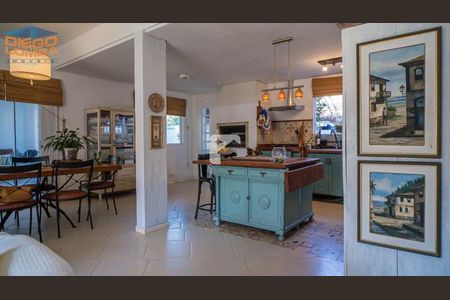 2_photo/9527424583.ffbddc27e238e23e-ATLAS-0ab166b9-efc7-48da-926a-813fa0e62f72.jpg de casa à venda com 4 quartos, 388m² em Cachoeira do Bom Jesus, Florianópolis