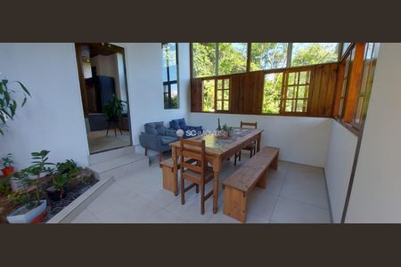 5_photo/95274247b3.3dea3cab82053bf3-ATLAS-73bcb992-202f-4fb6-a28f-8ccaf3ed2b76.jpg de casa à venda com 3 quartos, 195m² em Cachoeira do Bom Jesus, Florianópolis