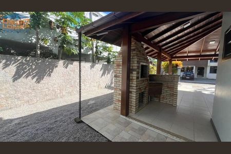 9_photo/9527424d8b.859d3ea7f11d789b-ATLAS-3ea971a1-be88-4af6-b222-173468c2f20d.jpg de casa para alugar com 3 quartos, 180m² em Cachoeira do Bom Jesus, Florianópolis
