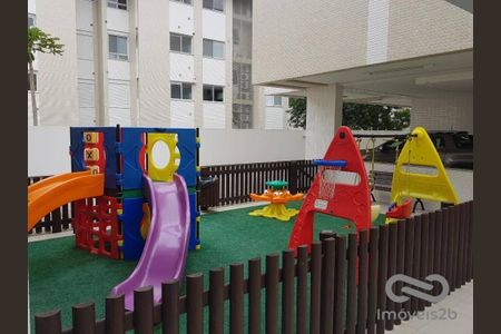 50_photo/952742525d.e90eb836701e56f8-ATLAS-f75ef7e7-973f-4e3c-82ac-b4c2b03da605.jpg de apartamento à venda com 4 quartos, 121m² em Canasvieiras, Florianópolis