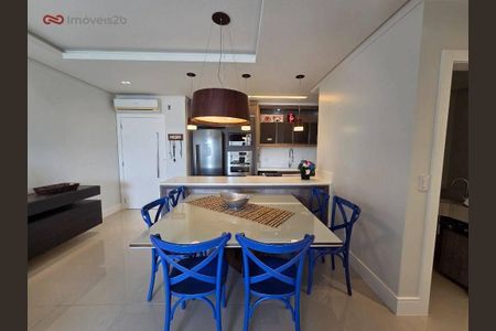 11_photo/952742525d.e90eb836701e56f8-ATLAS-fdc8a6c8-6e94-4e50-8d54-fce3d245f8eb.jpg de apartamento à venda com 4 quartos, 121m² em Canasvieiras, Florianópolis