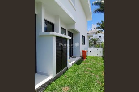 16_photo/95274258af.fd0ad008d73875c3-ATLAS-7c59eb8e-2f88-4c6b-9dbd-171da38b01ac.jpg de casa à venda com 4 quartos, 220m² em Canasvieiras, Florianópolis