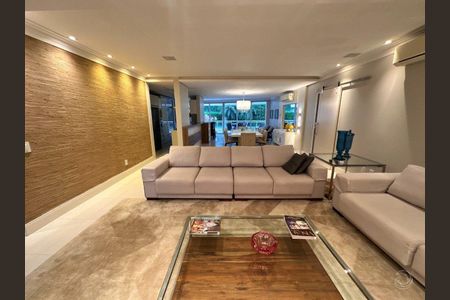 5_photo/95274258b1.d43e0a088eee8ad1-ATLAS-cef38cbf-29c0-43f7-99a2-eb266bd21f5e.jpg de apartamento à venda com 4 quartos, 258m² em Canasvieiras, Florianópolis