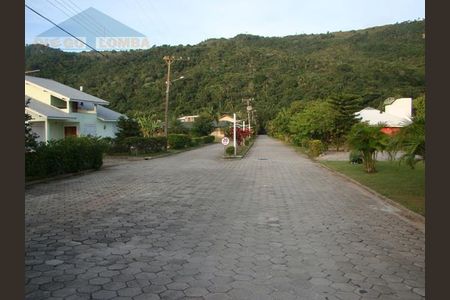 5_photo/9527425915.0e9f9a2ad13f82ca-ATLAS-2375be58-c1fd-4e37-be0f-cb7e50ff9d49.jpg de casa à venda com 3 quartos, 223m² em Ponta das Canas, Florianópolis