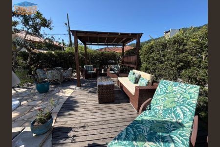 9_photo/9527425915.0e9f9a2ad13f82ca-ATLAS-4fcf8bd7-da49-48e1-bd7f-06128b2e6c88.jpg de casa à venda com 3 quartos, 223m² em Ponta das Canas, Florianópolis