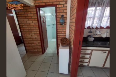 14_photo/9527425a25.fe96b63aec789ef1-ATLAS-b187ef67-be7c-4a74-9477-65d9639e7a4d.jpg de casa à venda com 4 quartos, 215m² em Cachoeira do Bom Jesus, Florianópolis