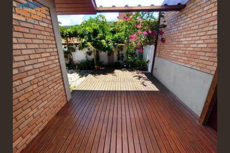 1_photo/9527425a25.fe96b63aec789ef1-ATLAS-dc98e5a8-eeca-4ce7-a46d-4ee92d0ccea6.jpg de casa à venda com 4 quartos, 215m² em Cachoeira do Bom Jesus, Florianópolis