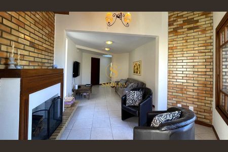 7_photo/9527425b03.df2406aa61ba3211-ATLAS-1c114668-8bef-43b9-b321-70e6fe6d3180.jpg de casa à venda com 4 quartos, 613m² em Ponta das Canas, Florianópolis