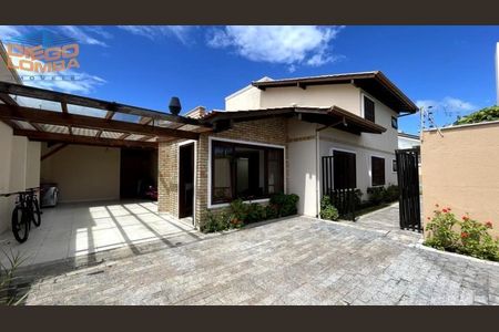 13_photo/9527425b03.df2406aa61ba3211-ATLAS-7e402d33-6991-4ff4-a201-37a790028deb.jpg de casa à venda com 4 quartos, 613m² em Ponta das Canas, Florianópolis