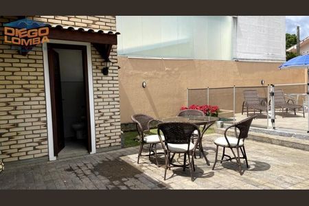 11_photo/9527425b03.df2406aa61ba3211-ATLAS-b472a55b-07e7-4fa8-a8c1-2be6886cdad1.jpg de casa à venda com 4 quartos, 613m² em Ponta das Canas, Florianópolis