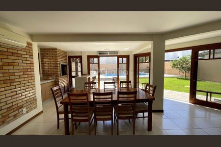 7_photo/9527425b13.7d44486df2fbe63f-ATLAS-117162d7-b407-4d06-9d0a-ed6d938cf8e5.jpg de casa à venda com 4 quartos, 308m² em Ponta das Canas, Florianópolis