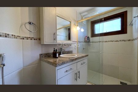 23_photo/9527425b13.7d44486df2fbe63f-ATLAS-276d938f-4078-4c13-80a6-7eafa363ff5a.jpg de casa à venda com 4 quartos, 308m² em Ponta das Canas, Florianópolis