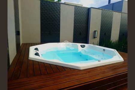 4_photo/9527425b2d.f593c65414f33db3-ATLAS-2411a229-29ce-4c38-acc6-05da45c2fc46.jpg de casa à venda com 3 quartos, 190m² em Cachoeira do Bom Jesus, Florianópolis