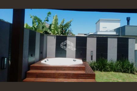 11_photo/9527425b2d.f593c65414f33db3-ATLAS-4d8e1d30-3353-4529-b9c3-c6f073d68170.jpg de casa à venda com 3 quartos, 190m² em Cachoeira do Bom Jesus, Florianópolis