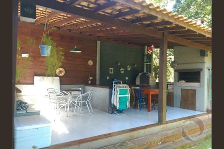 5_photo/9527425bc9.b7347d26df9c9a5c-ATLAS-3f048c1c-34ab-4ddf-8dac-89d1312d4d3f.jpg de casa à venda com 5 quartos, 220m² em Canasvieiras, Florianópolis