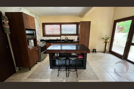 37_photo/9527425bc9.b7347d26df9c9a5c-ATLAS-e1cf2966-655f-47c9-83c1-c2d5462ab145.jpg de casa à venda com 5 quartos, 220m² em Canasvieiras, Florianópolis