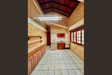 3_photo/9527425c87.baac23c9562c1fd4-ATLAS-13a17ac3-3bbb-44b2-8d4e-ffe495f9fe76.jpg de casa à venda com 3 quartos, 231m² em Canasvieiras, Florianópolis