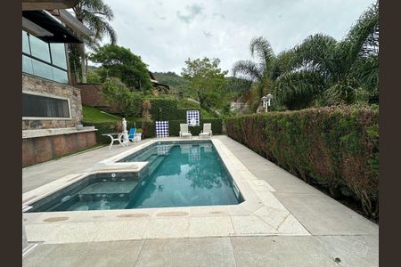 3_photo/9527428a31.ea44b0009f7abdef-ATLAS-2c67334c-e247-44ca-a459-633dce2b0da1.jpg de casa à venda com 4 quartos, 213m² em Praia Brava, Florianópolis