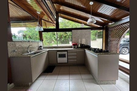 14_photo/9527428a31.ea44b0009f7abdef-ATLAS-73f8ad1c-3cfb-4b39-8ce7-934378c61b2a.jpg de casa à venda com 4 quartos, 213m² em Praia Brava, Florianópolis