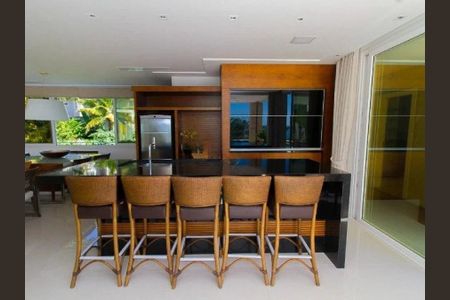 15_photo/9527428a35.f7b46fd9919be053-ATLAS-41cd22b8-e23a-4145-813e-e0e4e36ffd8e.jpg de casa à venda com 5 quartos, 1097m² em Praia Brava, Florianópolis